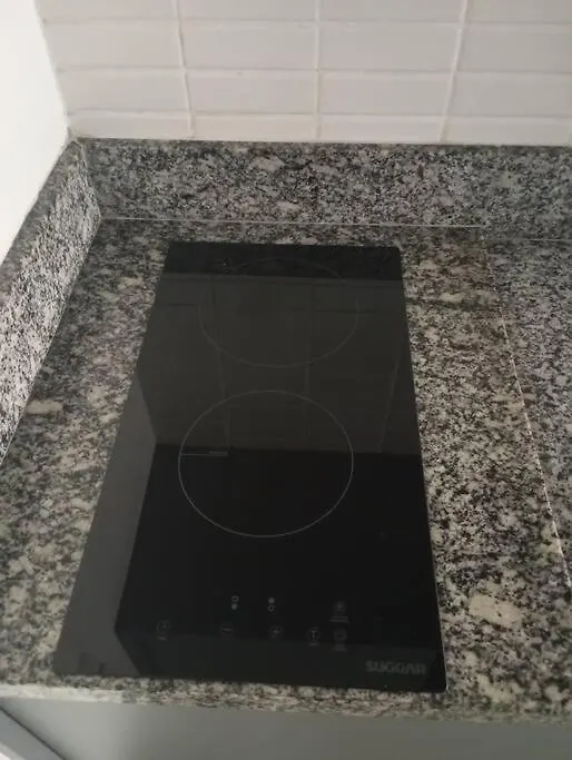 Studio Master No Centro De Sao Paulo, Com Garagem Gratis, Ao Lado Do Metro E 25 De Marco 0*,