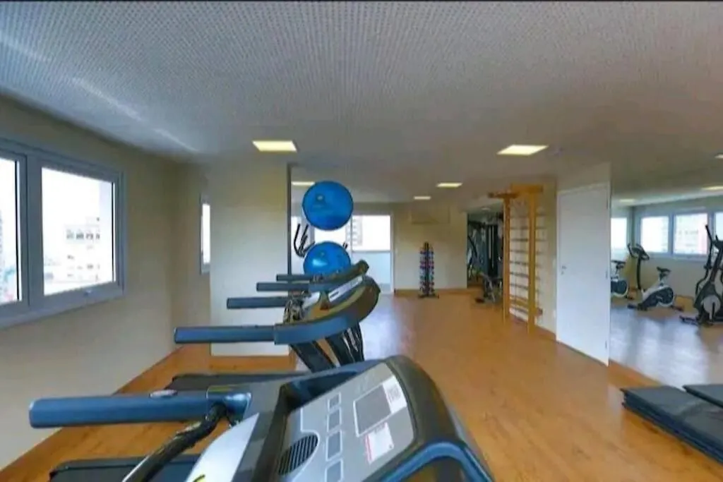 Studio Master No Centro De Sao Paulo, Com Garagem Gratis, Ao Lado Do Metro E 25 De Marco 0*,  Brasilien