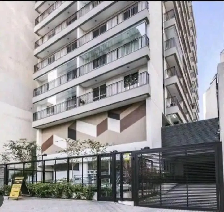 Studio Master No Centro De Sao Paulo, Com Garagem Gratis, Ao Lado Do Metro E 25 De Marco 0*,  Brasilien